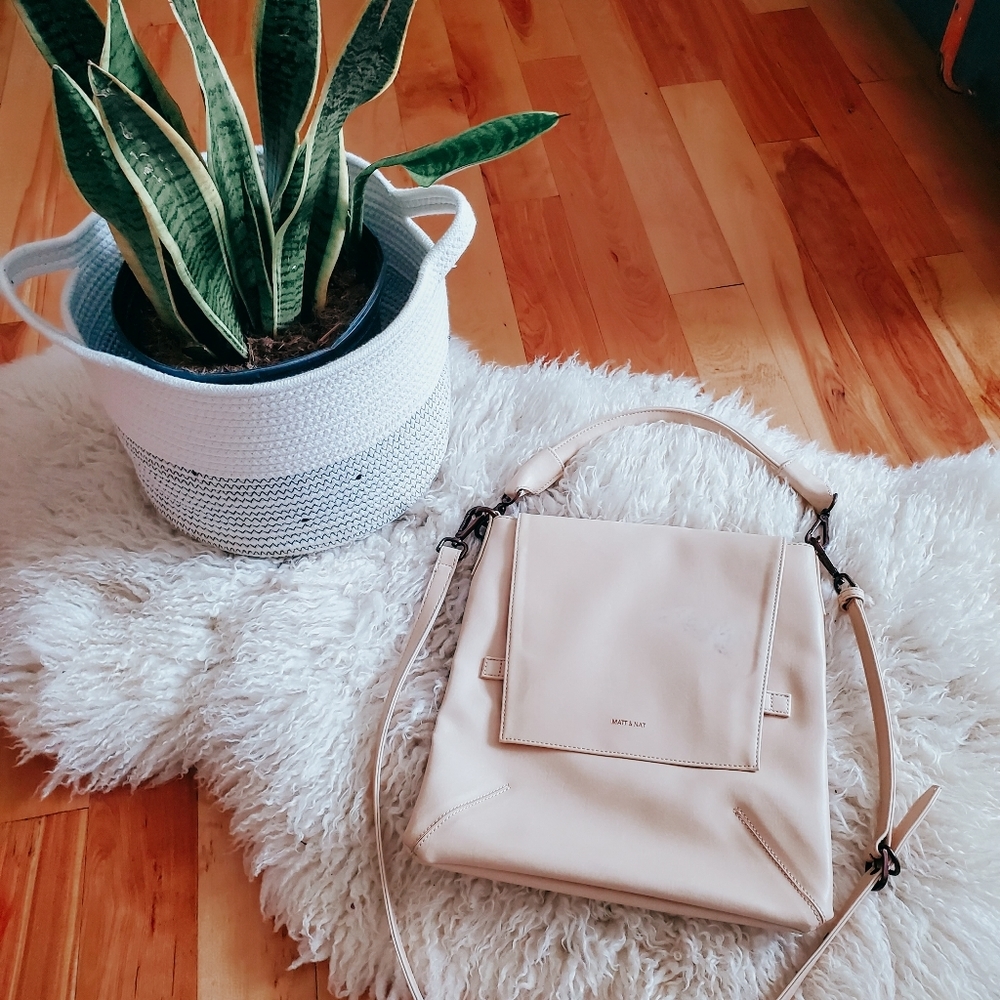 Matt & Nat vegan leather purse